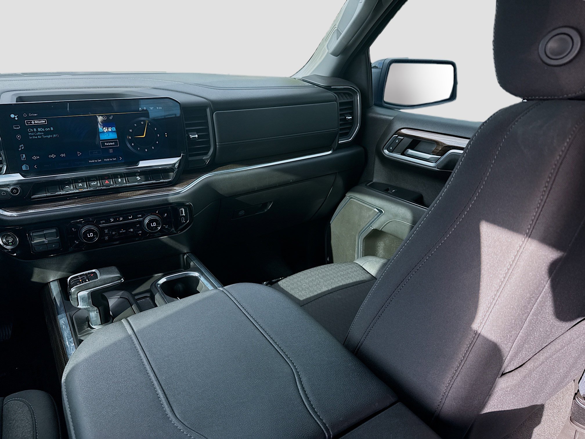 Used 2023 Chevrolet Silverado 1500 RST w/ Z71 Off-Road Package image 22