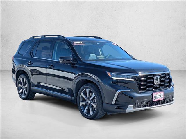 Used 2023 Honda Pilot Elite image 3