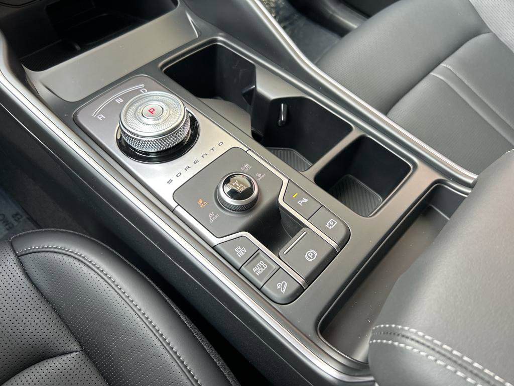 New 2025 Kia Sorento EX image 26