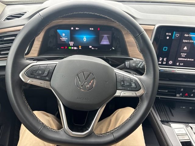 Used 2025 Volkswagen Atlas SE FWD image 28