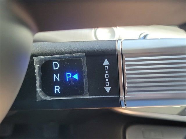 New 2025 Hyundai Kona SEL image 7