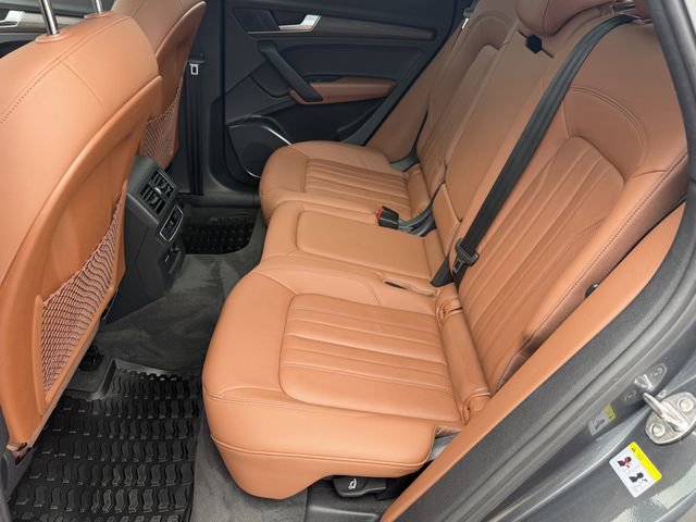 Used 2022 Audi Q5 2.0T Premium AWD/4WD image 24