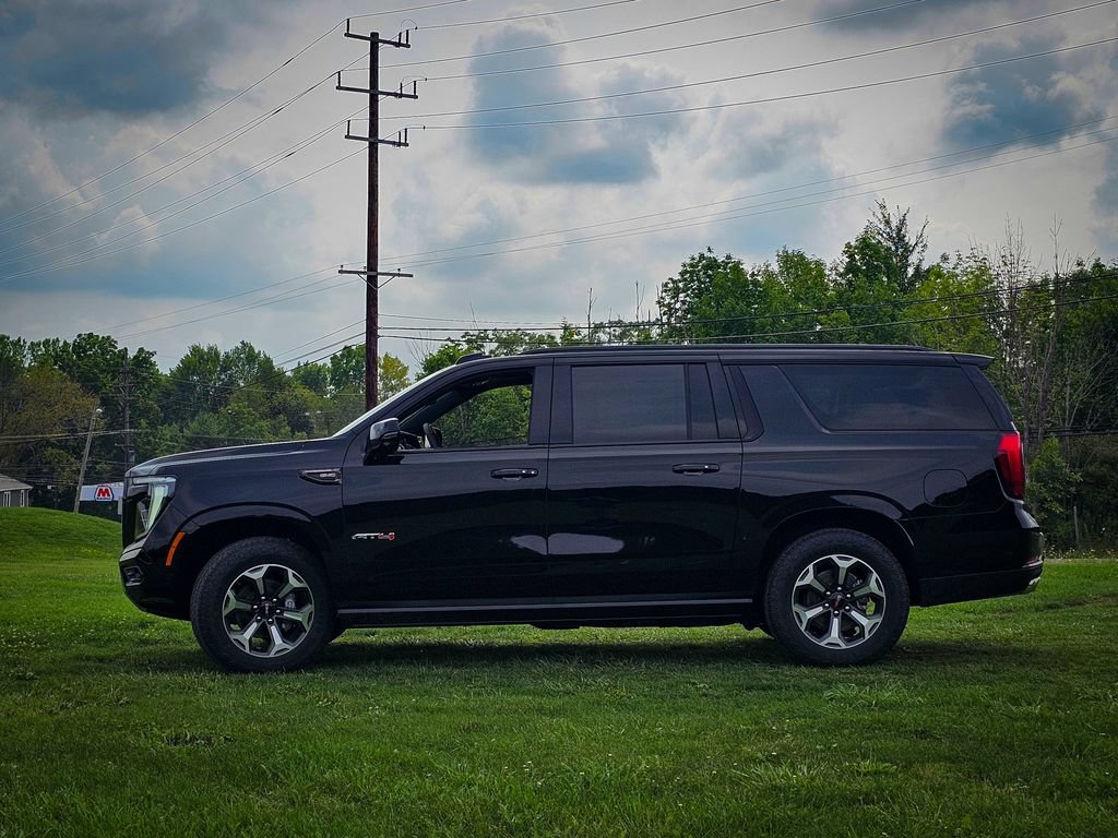New 2026 GMC Yukon XL AT4 Ultimate w/ LPO, Floor Liner Package AWD/4WD image 6