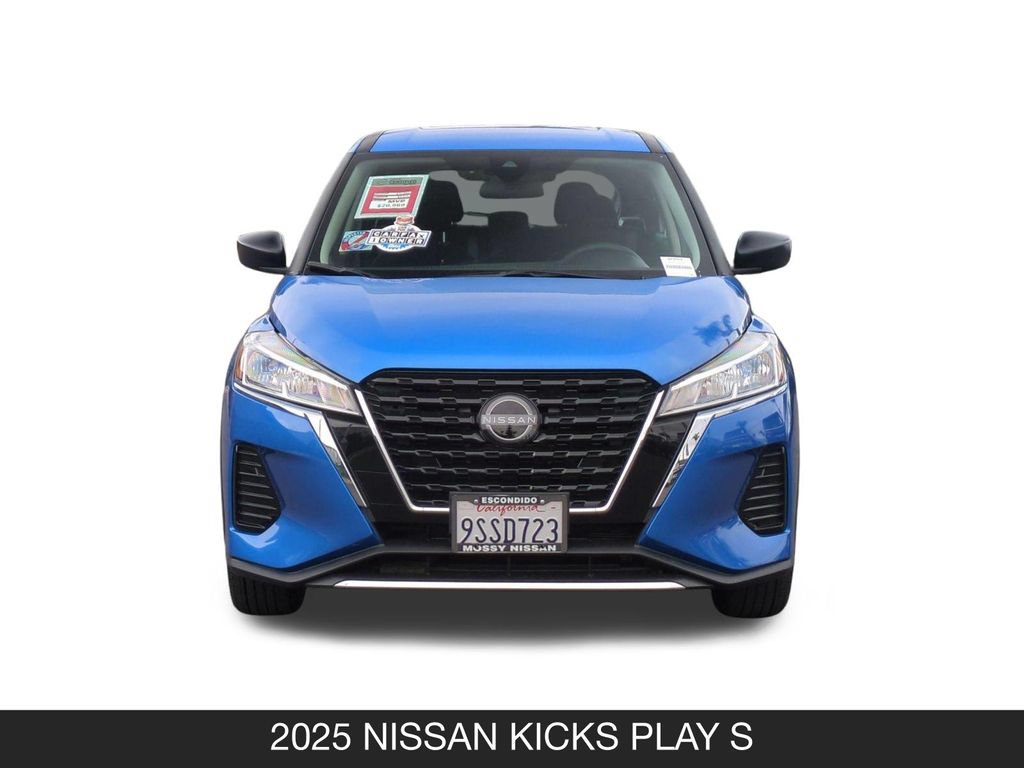 Certified 2025 Nissan Kicks Play S FWD image 4