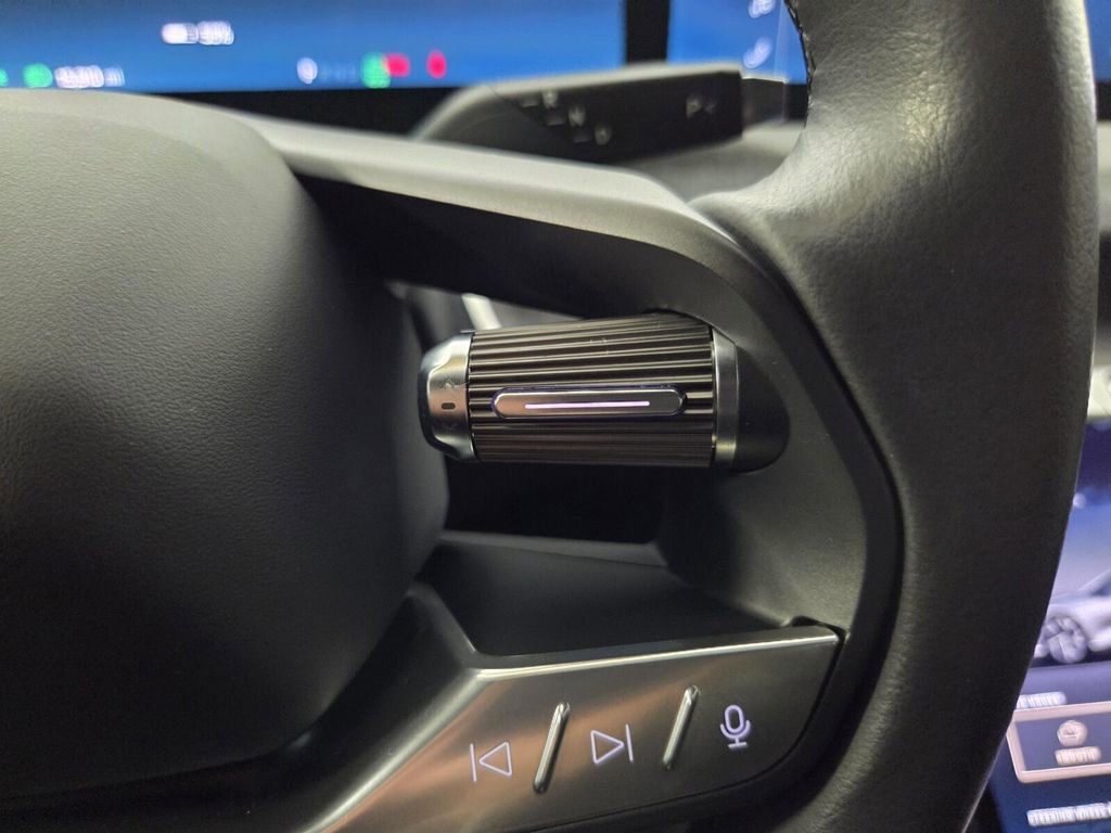 Used 2024 Lucid Air Pure RWD image 17