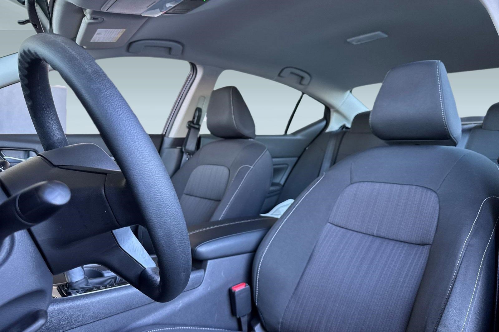 Used 2025 Nissan Altima 2.5 SV image 22