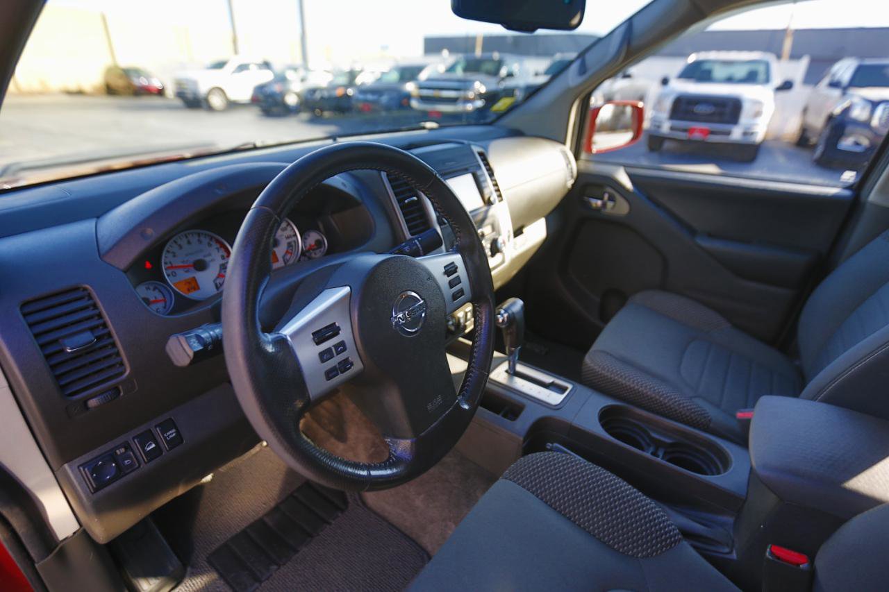 Used 2018 Nissan Frontier PRO-4X image 4