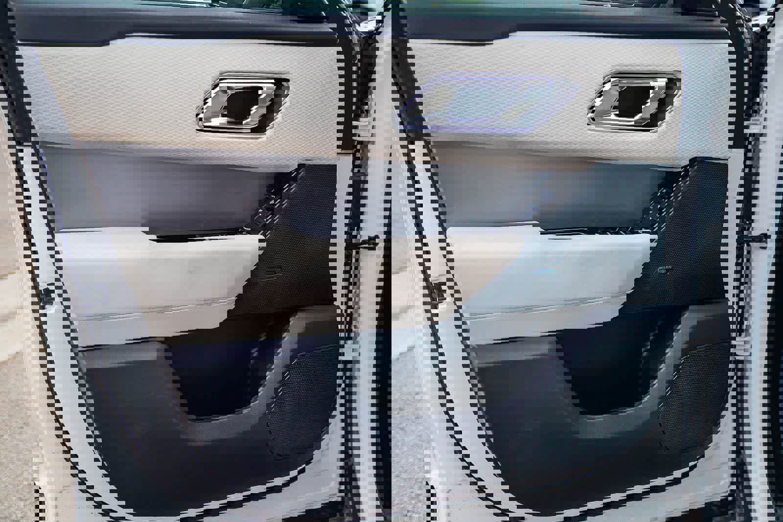 Used 2023 Land Rover Range Rover Velar R-Dynamic S AWD/4WD image 21