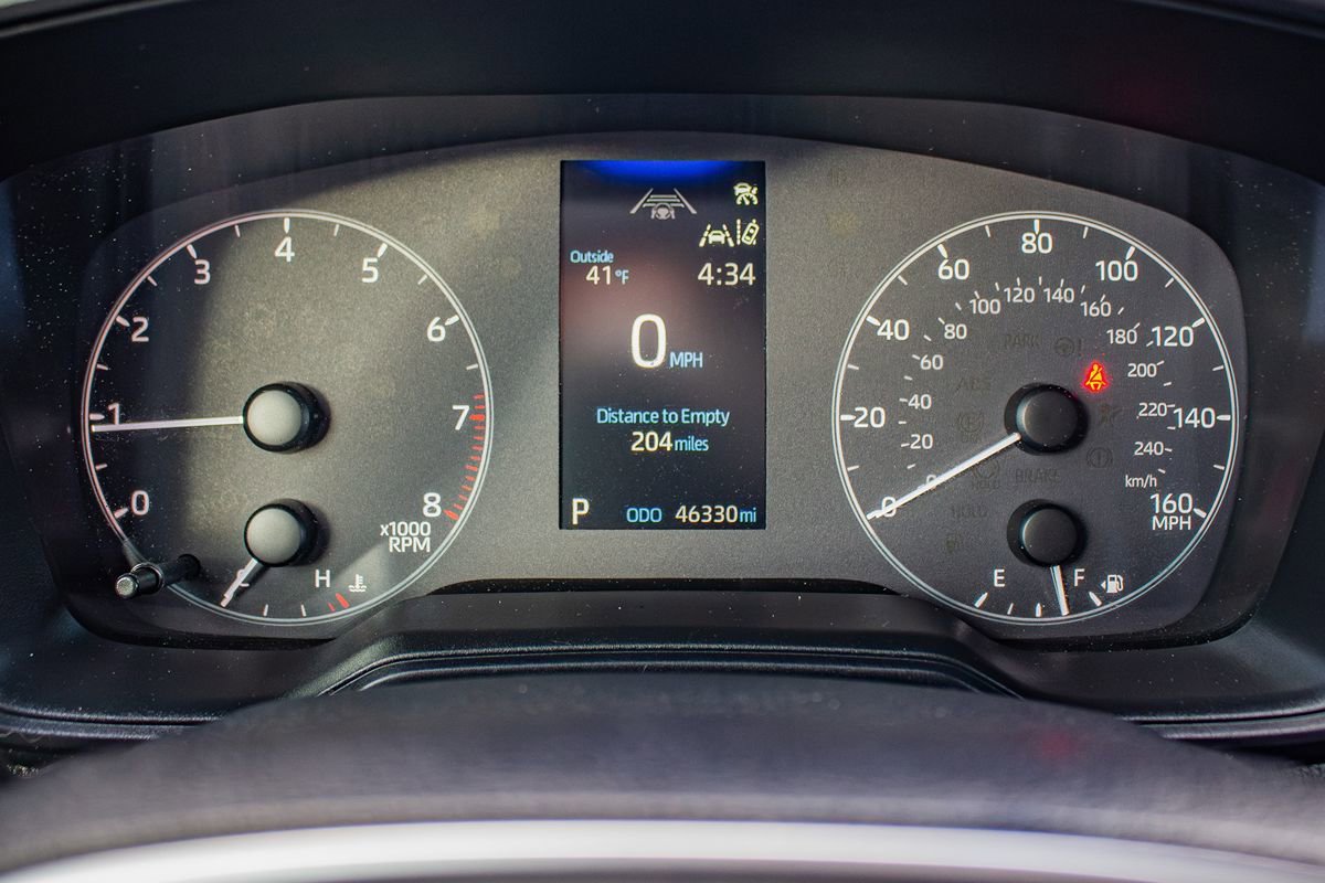 Used 2023 Toyota Corolla Cross LE FWD image 23