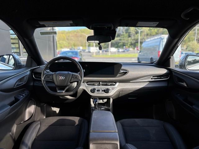 Used 2024 Buick Envista Preferred w/ Convenience I Package FWD image 25