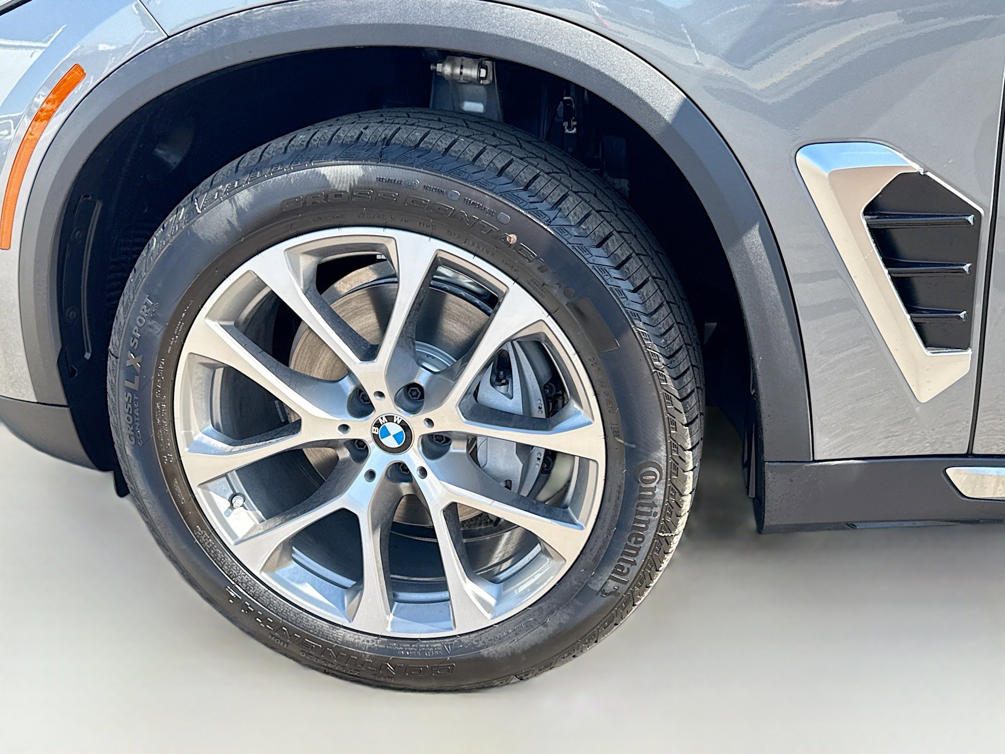 New 2026 BMW X5 xDrive40i AWD/4WD image 42
