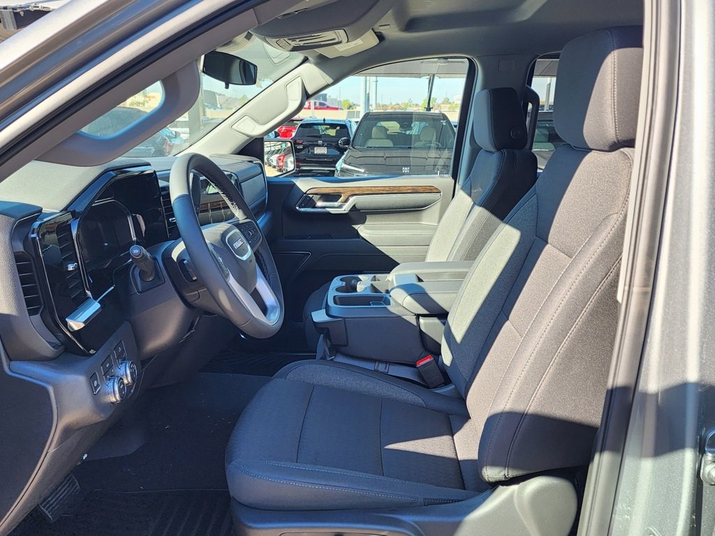 New 2026 GMC Sierra 1500 Elevation image 16