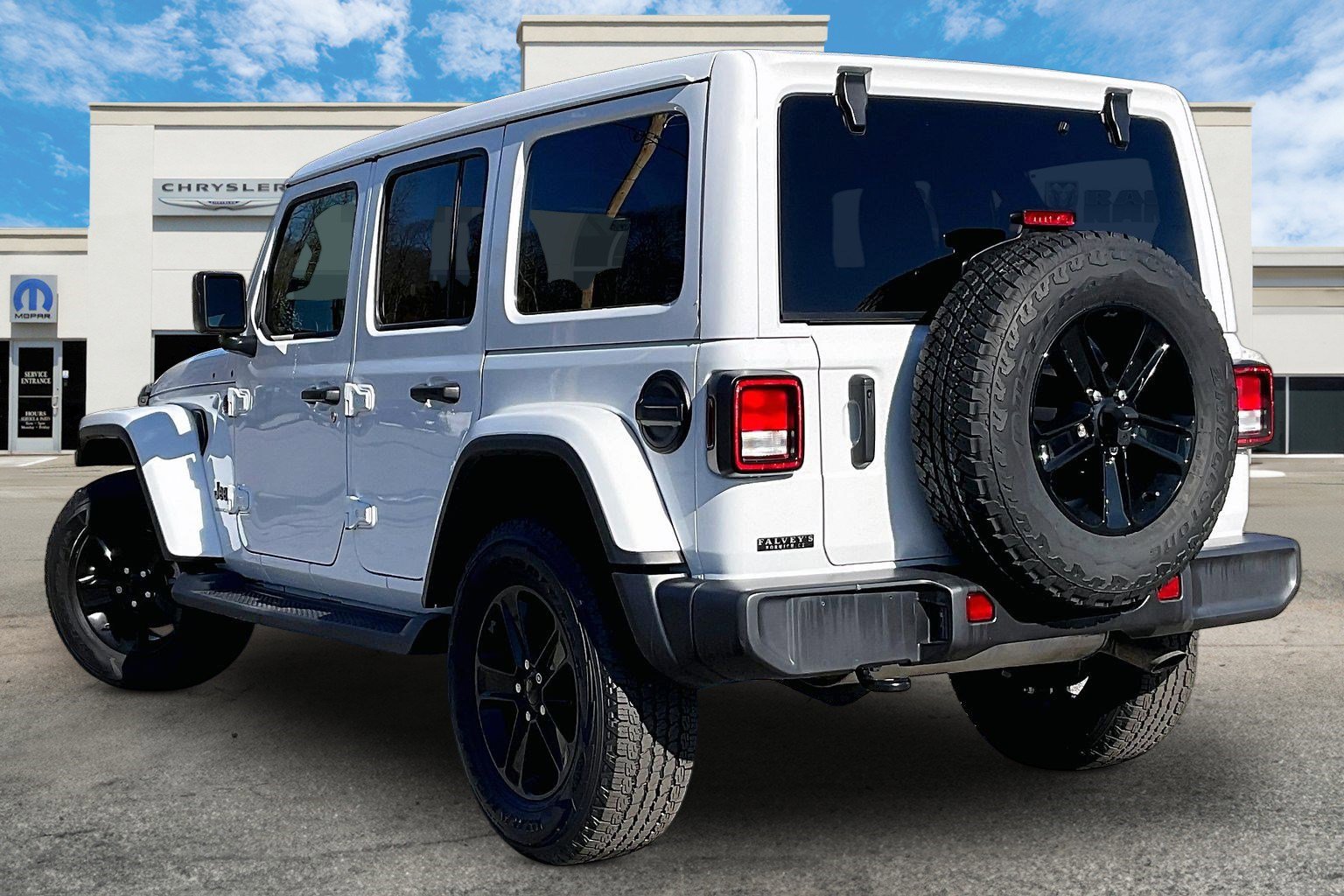 Certified 2023 Jeep Wrangler Unlimited Sahara image 12
