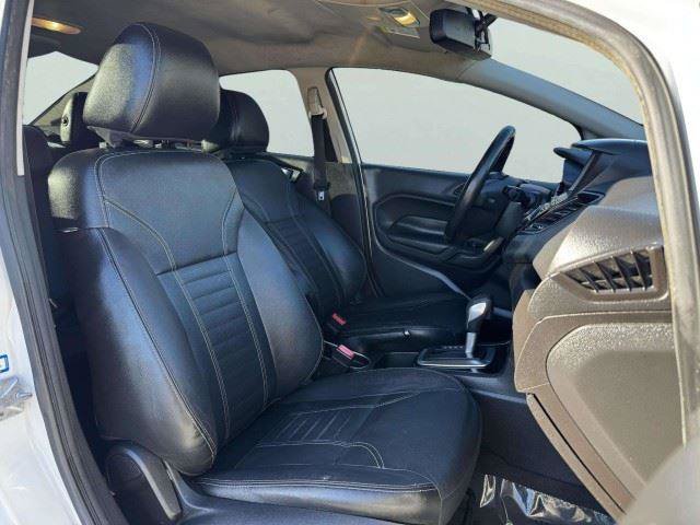 Used 2014 Ford Fiesta Titanium FWD image 45