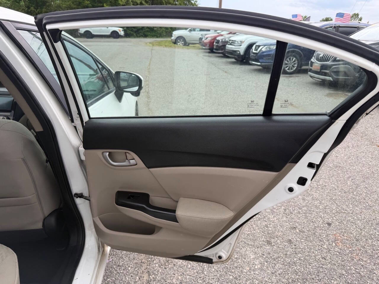 Used 2015 Honda Civic SE image 10