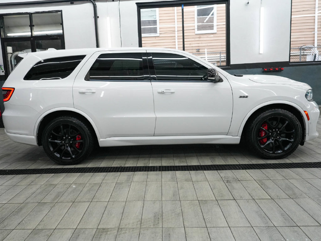 Used 2022 Dodge Durango SRT w/ Black Package AWD/4WD image 5