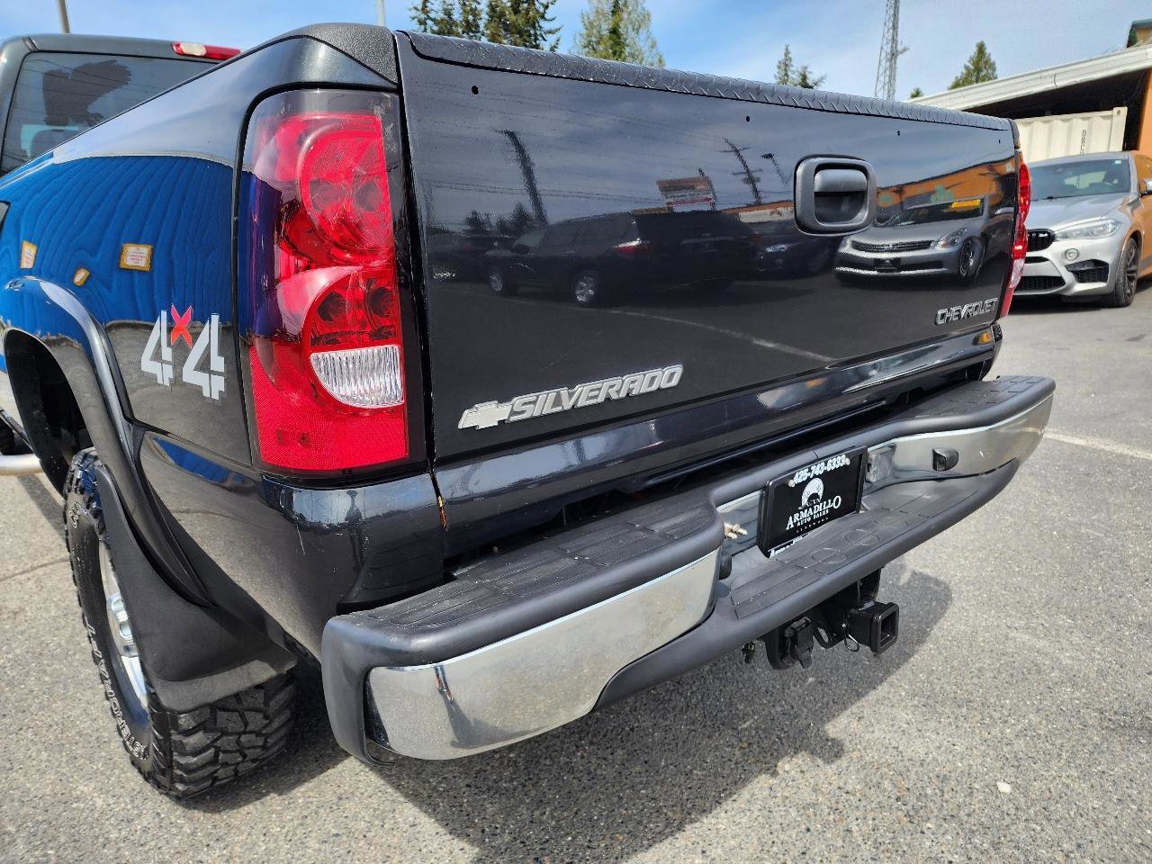 Used 2004 Chevrolet Silverado 2500 LT AWD/4WD image 35