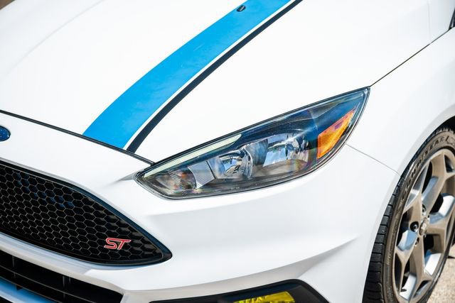Used 2016 Ford Focus ST image 41