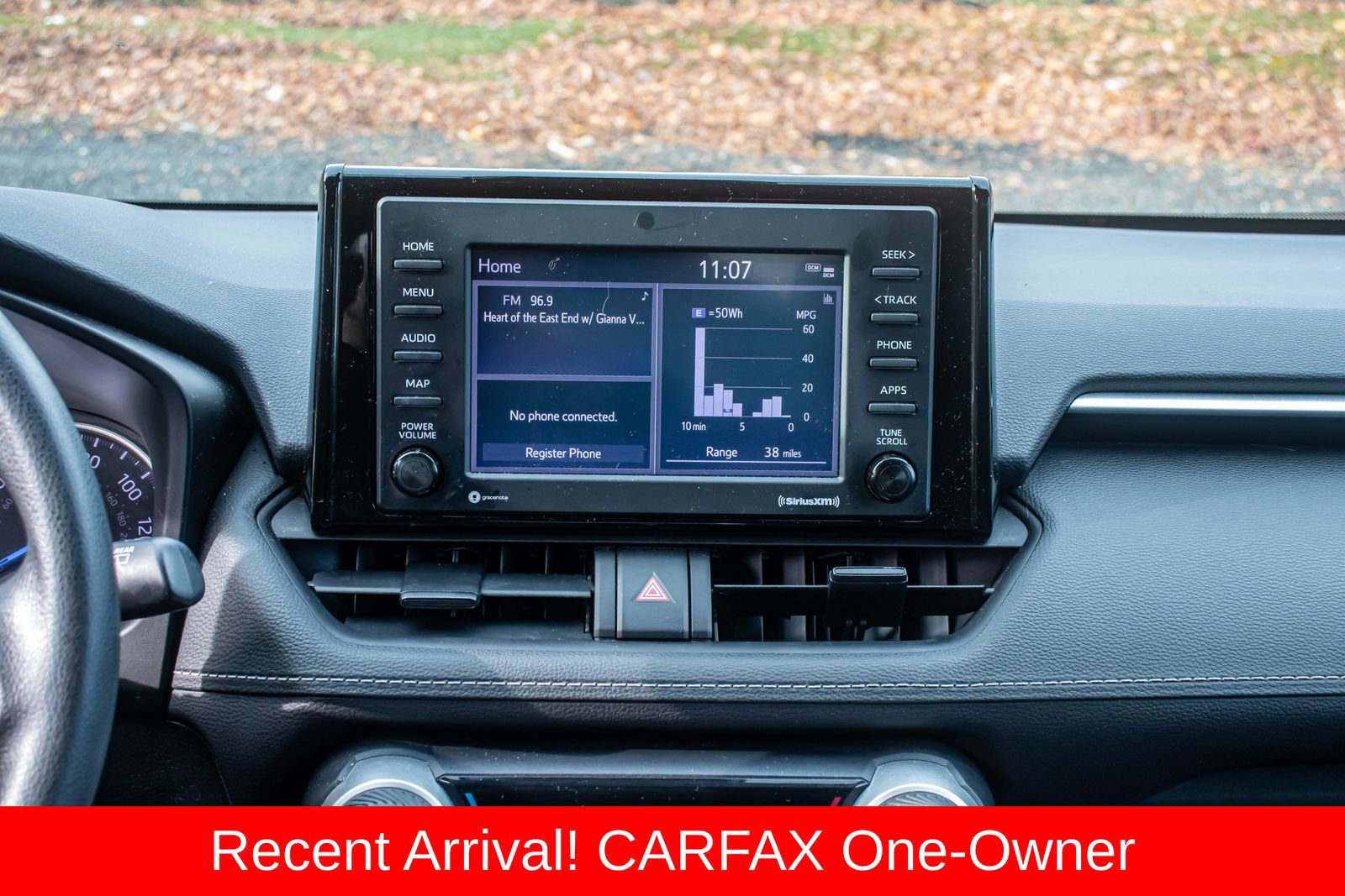 Used 2021 Toyota RAV4 LE image 16