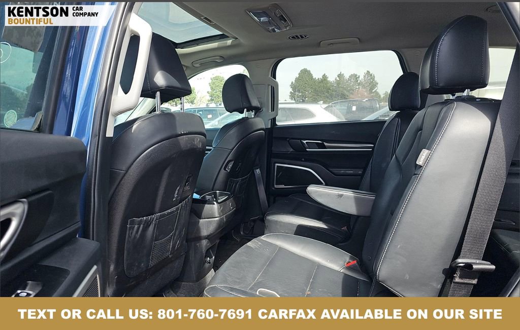 Used 2025 Kia Telluride S image 6