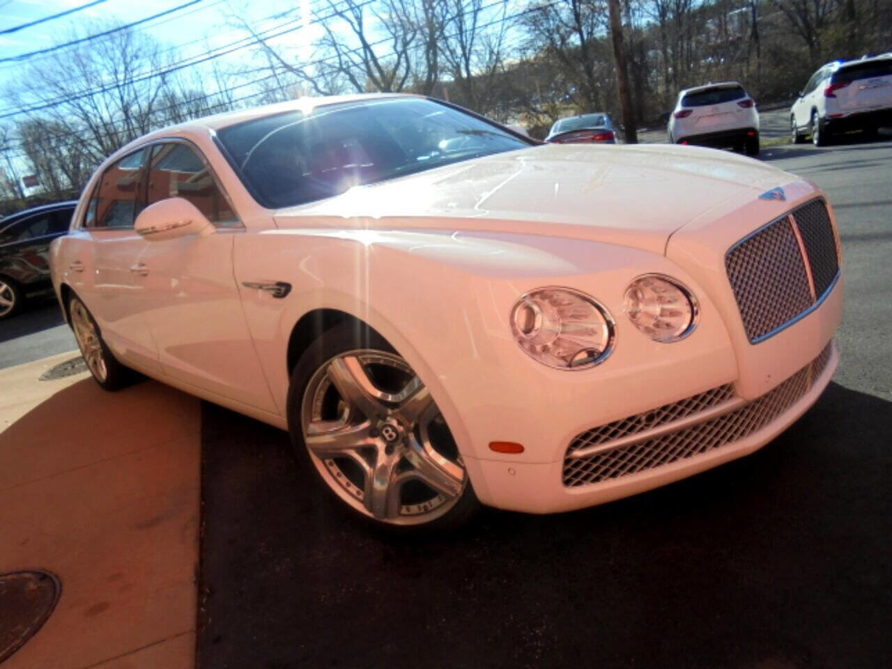 Used 2016 Bentley Flying Spur V8 AWD/4WD image 3
