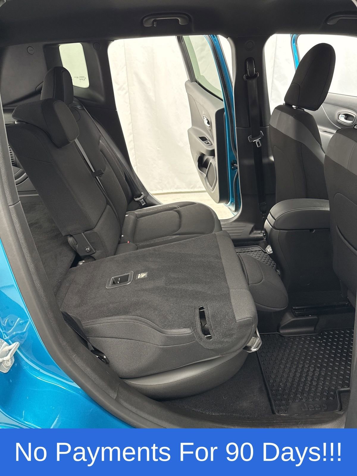 Used 2022 Jeep Renegade Altitude w/ Convenience Group image 36