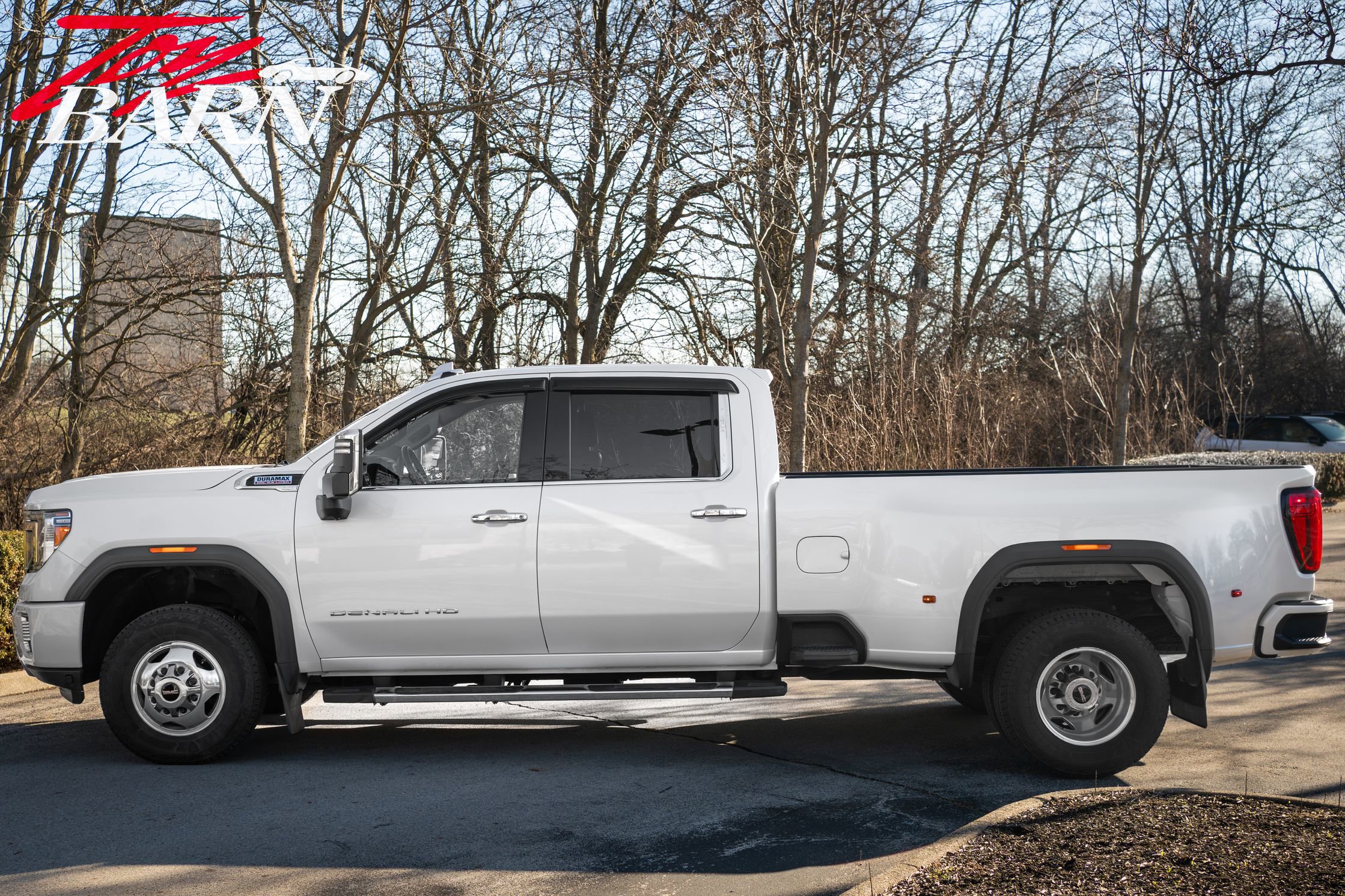 Used 2022 GMC Sierra 3500 Denali image 2