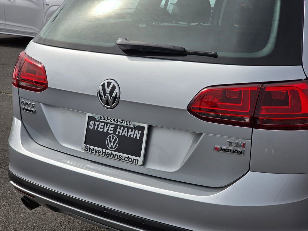 Used 2017 Volkswagen Golf Alltrack SEL image 13