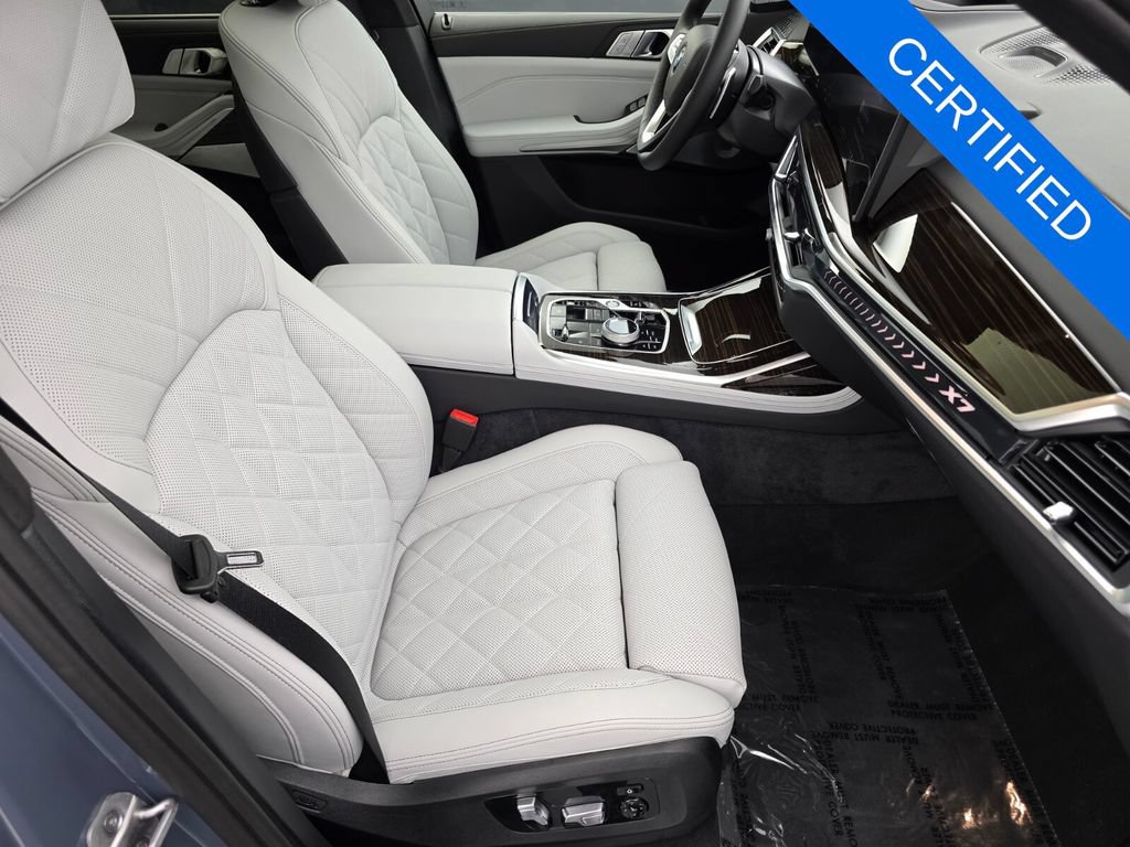 Used 2027 BMW X7 xDrive40i w/ Executive Package AWD/4WD image 32