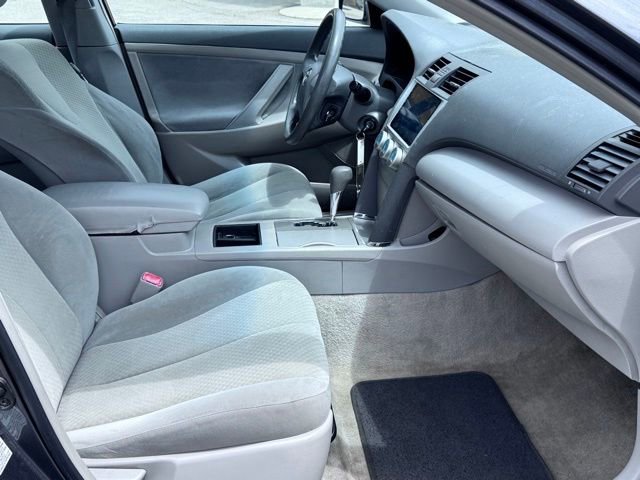 Used 2009 Toyota Camry FWD image 14