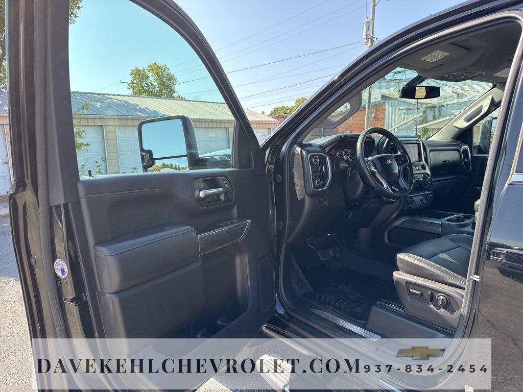 Used 2020 Chevrolet Silverado 2500 LTZ w/ LTZ Convenience Package image 15