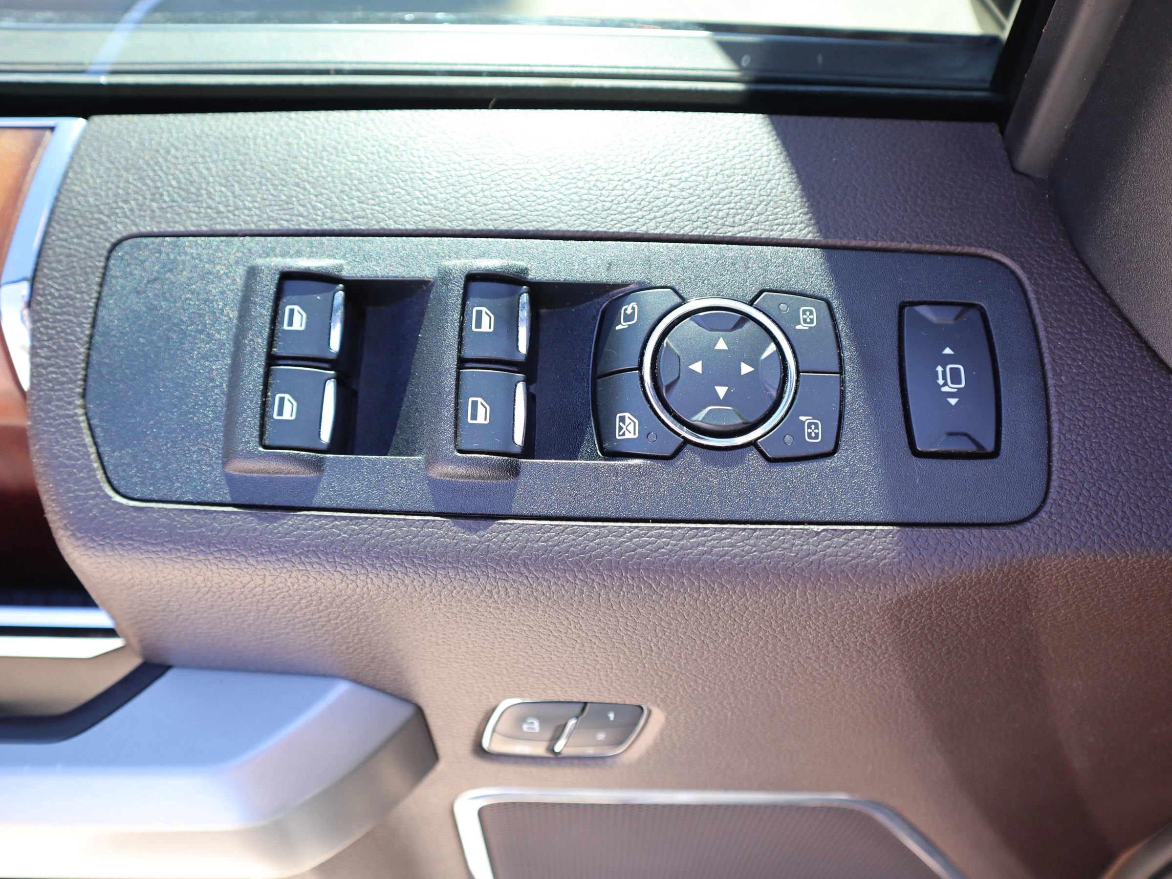 Used 2017 Ford F250 King Ranch w/ King Ranch Ultimate Package image 24