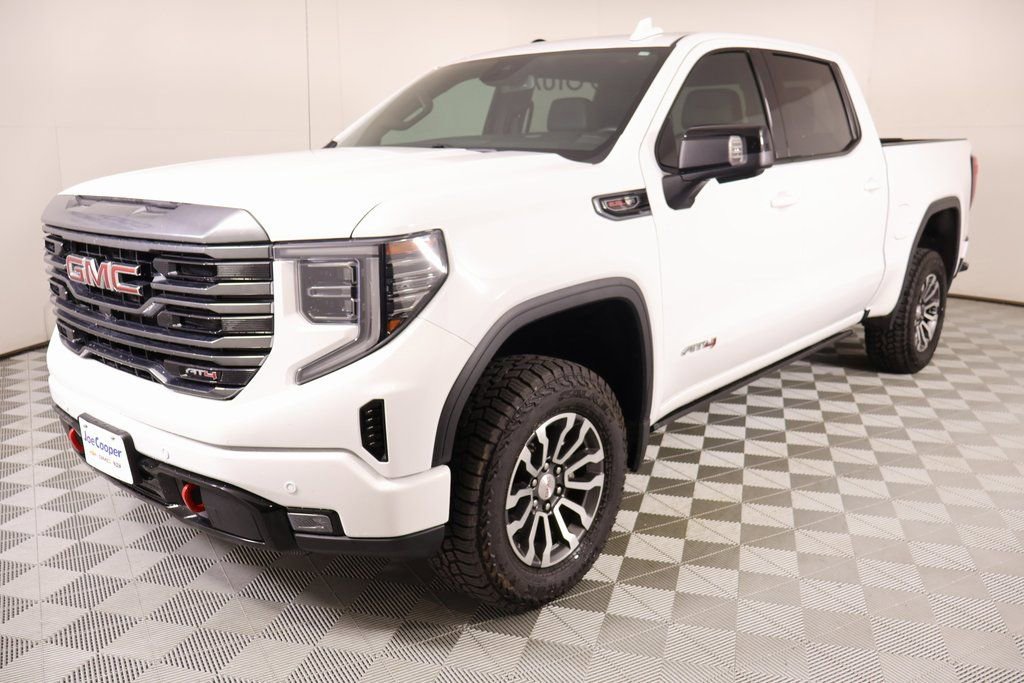 Used 2023 GMC Sierra 1500 AT4 image 11
