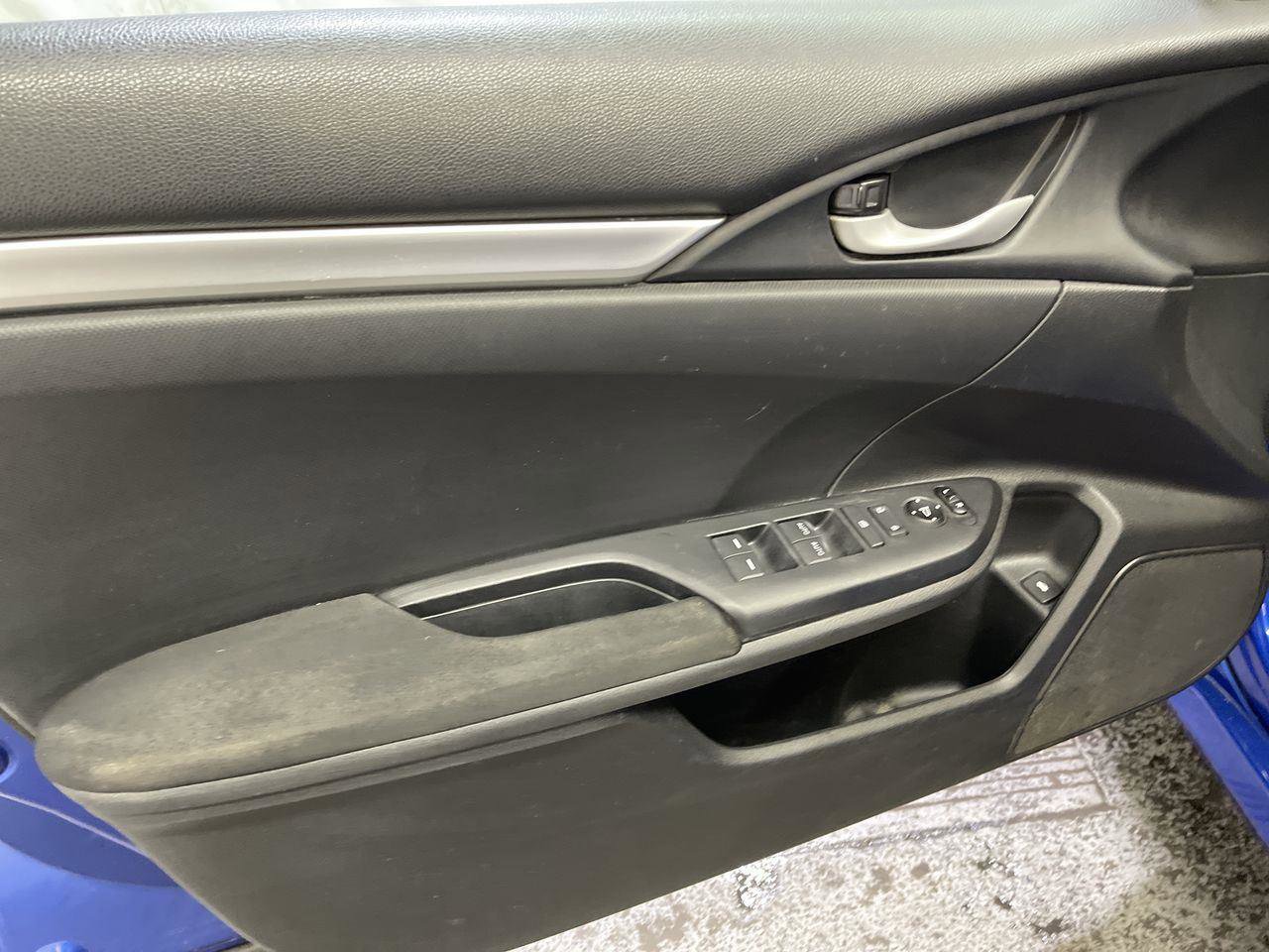 Used 2018 Honda Civic LX image 13