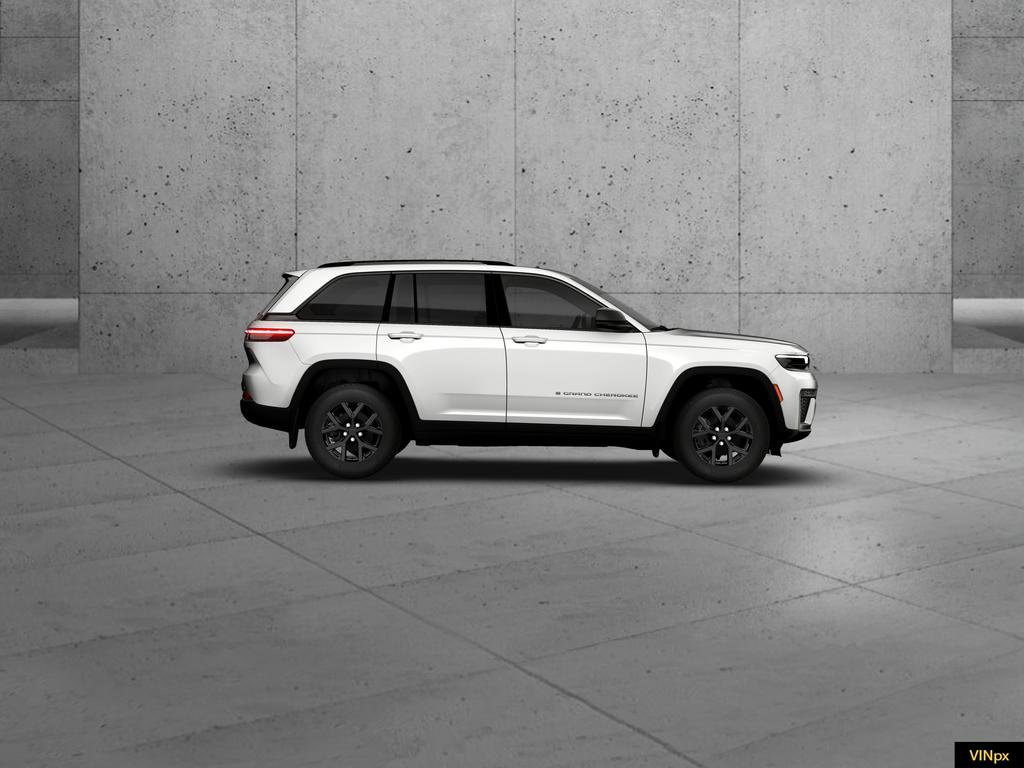 New 2026 Jeep Grand Cherokee Altitude image 9