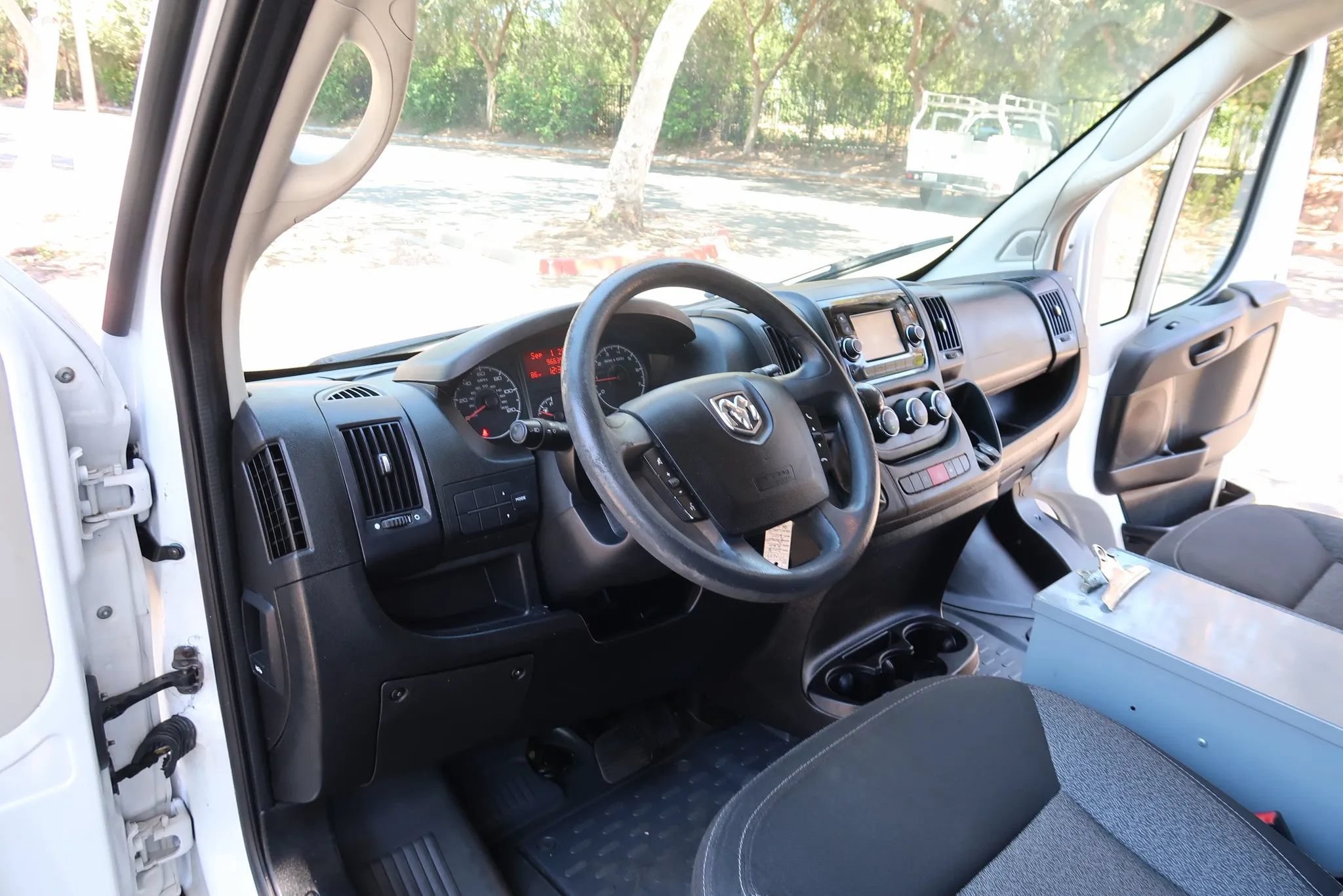 Used 2019 RAM ProMaster 2500 FWD image 24
