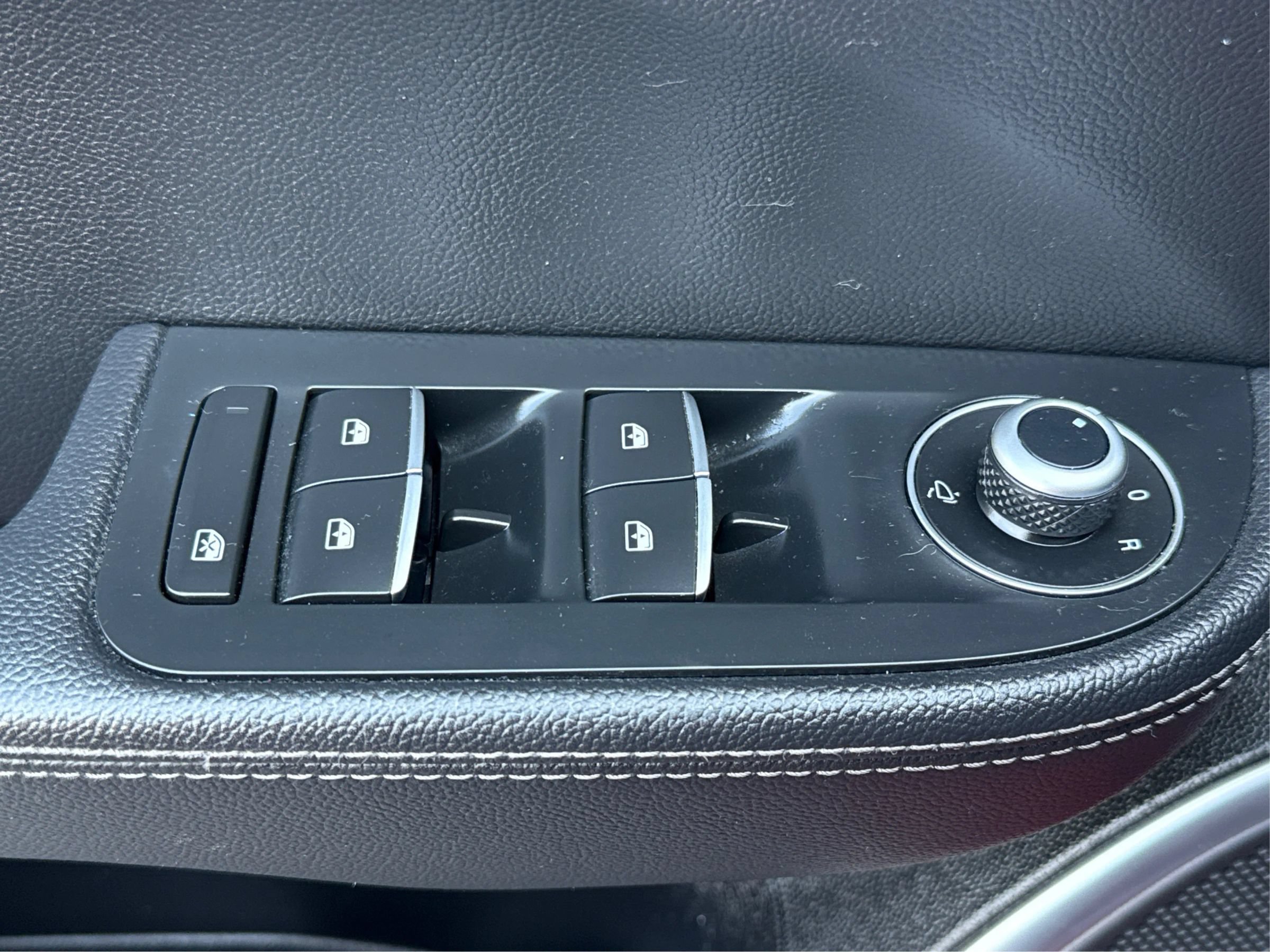 Used 2018 Alfa Romeo Giulia RWD image 20