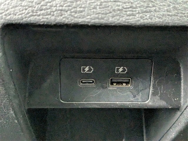 Used 2024 Mitsubishi Outlander SE image 26