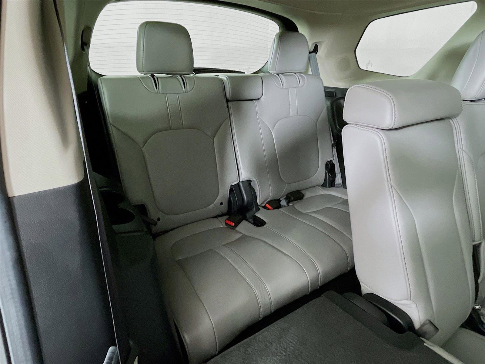 Used 2025 Honda Pilot Touring image 34