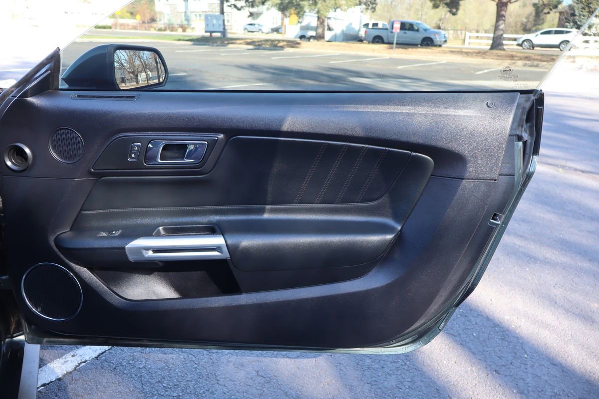 Used 2015 Ford Mustang GT Premium w/ Equipment Group 401A RWD image 24