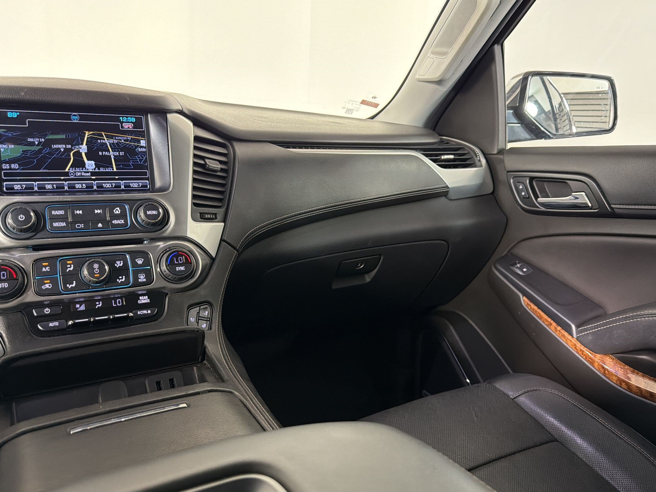 Used 2018 Chevrolet Tahoe Premier w/ Max Trailering Package AWD/4WD image 28