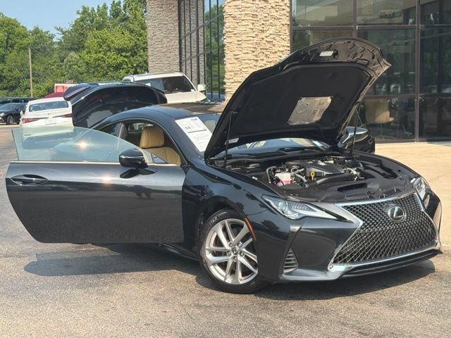 Used 2022 Lexus RC 300 w/ Accessory Package RWD image 9