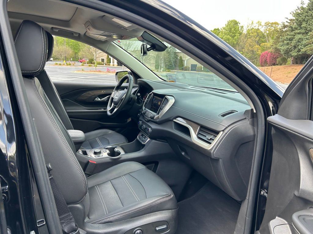 Certified 2024 GMC Terrain Denali image 40