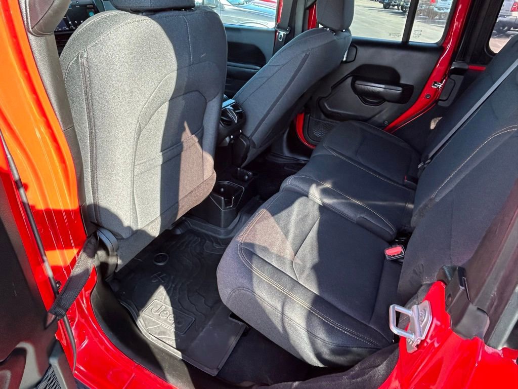 Used 2024 Jeep Wrangler Sport S image 10