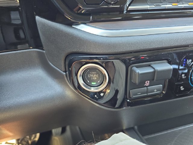 New 2026 GMC Sierra 1500 SLT w/ SLT Premium Package AWD/4WD image 25