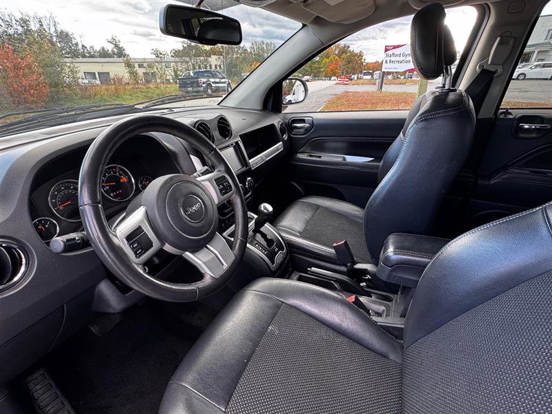 Used 2016 Jeep Compass Latitude image 8
