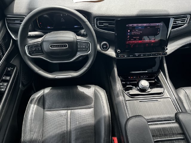 Used 2024 Jeep Wagoneer Series II w/ Flexible Seating Group AWD/4WD image 25