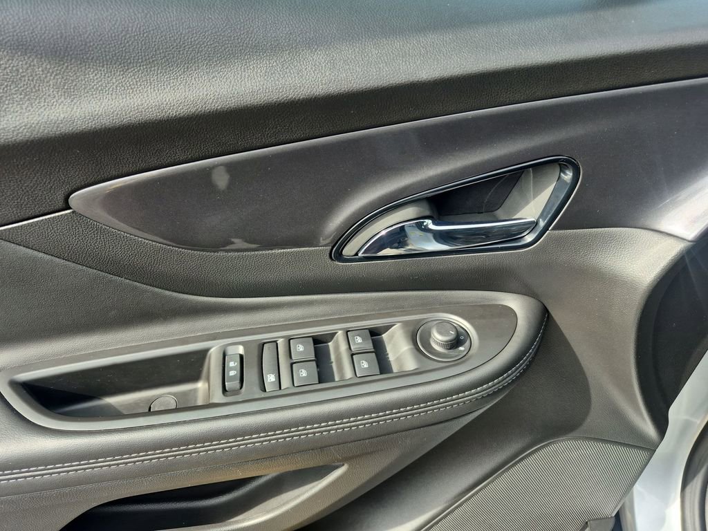 Certified 2022 Buick Encore Preferred w/ Safety Package image 25