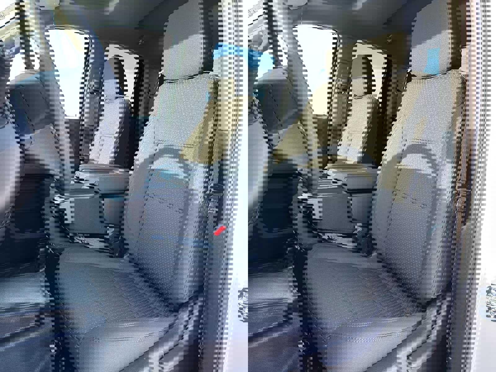 New 2026 GMC Sierra 1500 Pro w/ Convenience Package image 21