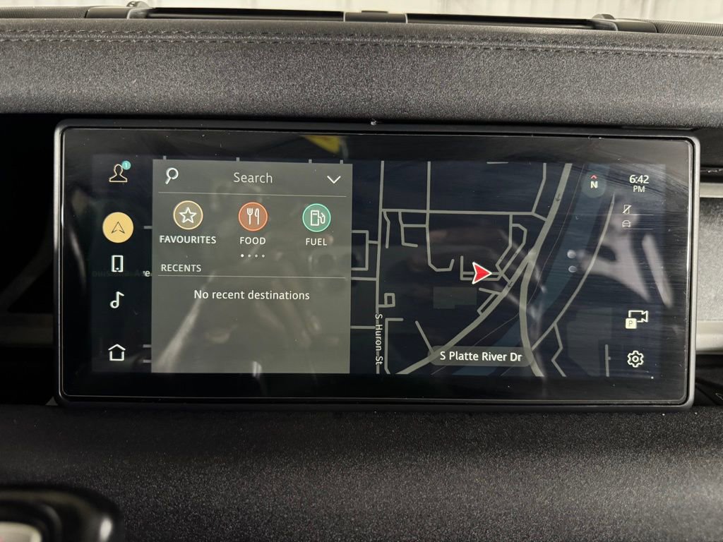 Used 2022 Land Rover Defender 110 image 33